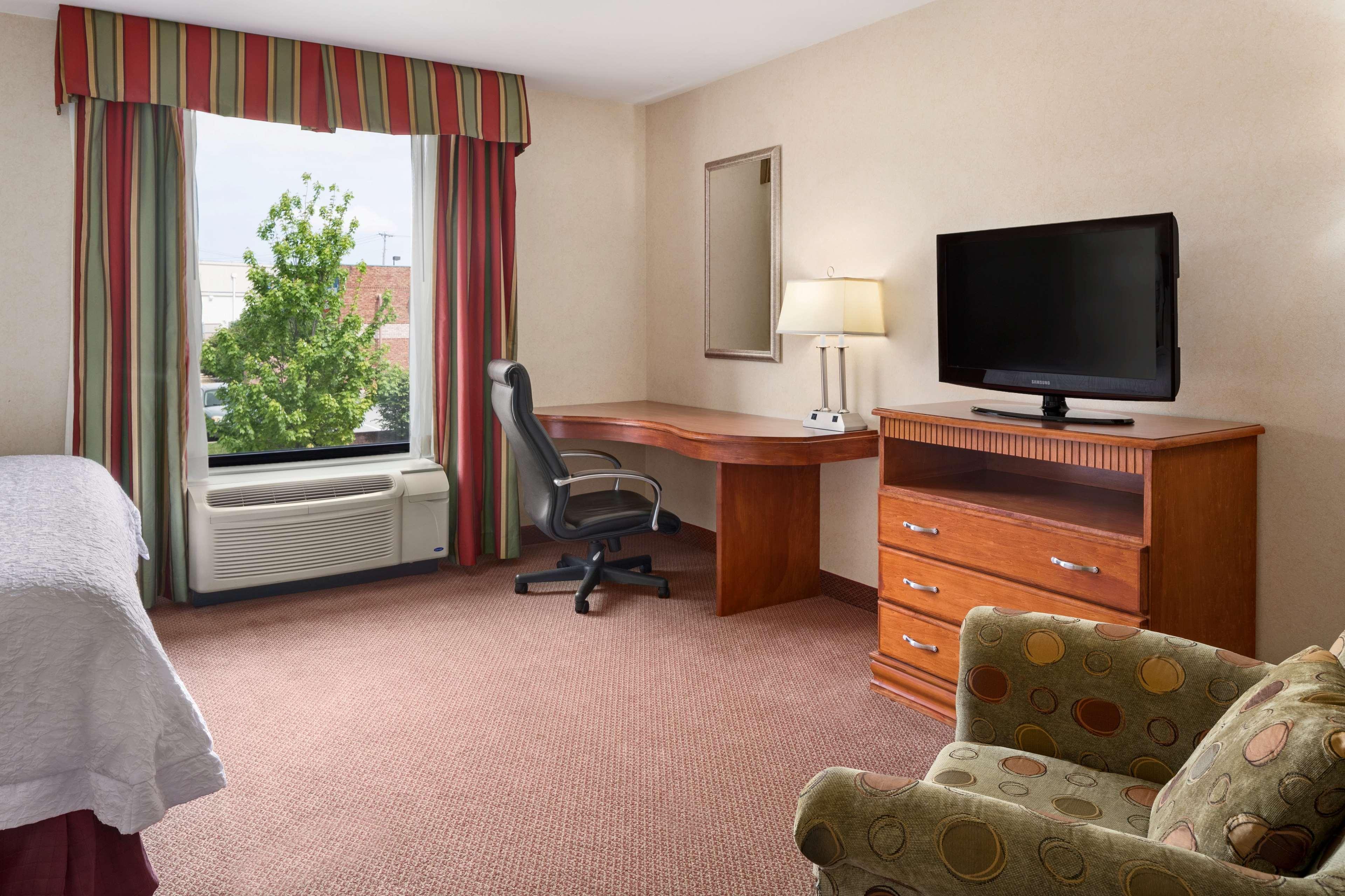Hampton Inn Belle Vernon Exteriér fotografie