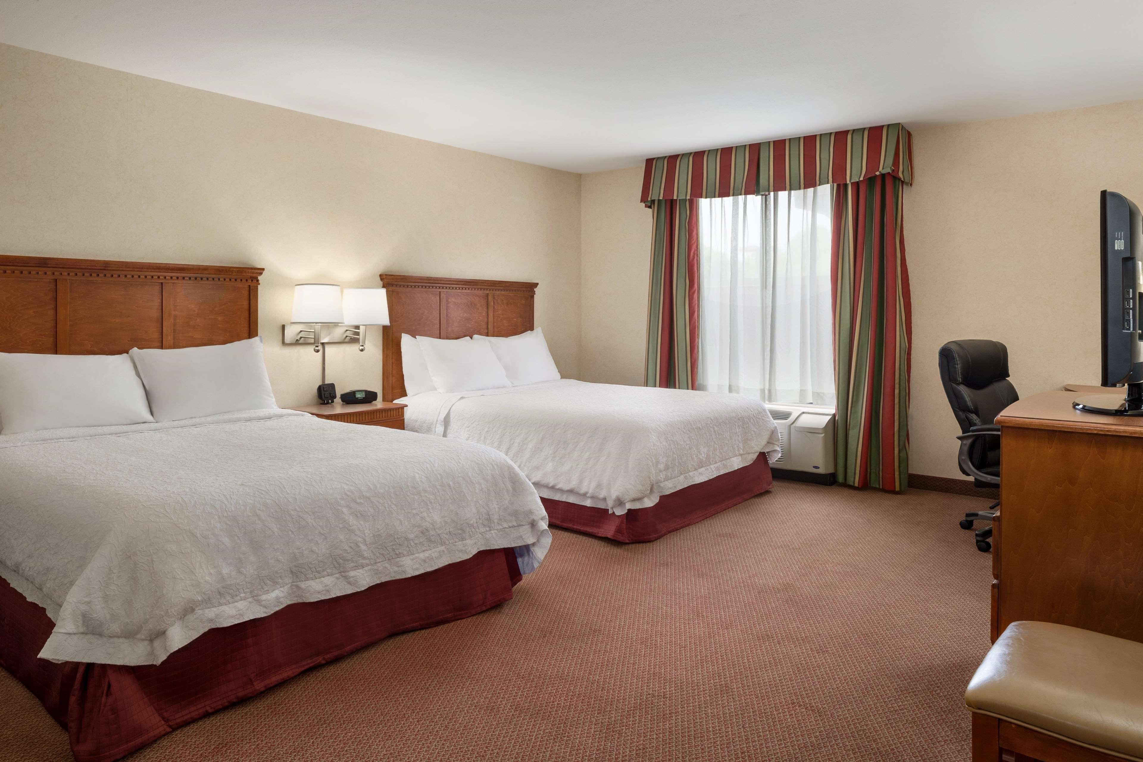 Hampton Inn Belle Vernon Exteriér fotografie