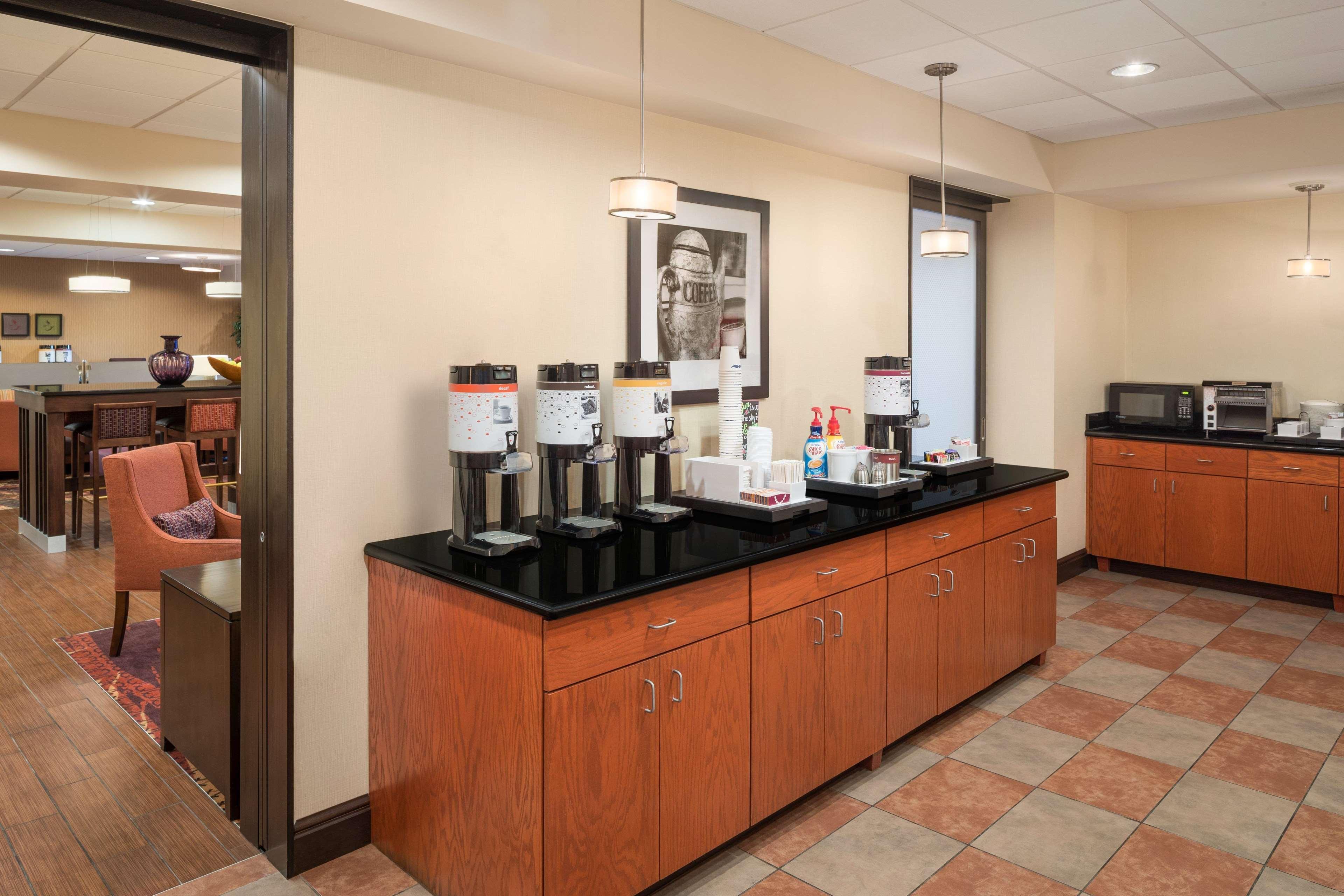 Hampton Inn Belle Vernon Exteriér fotografie