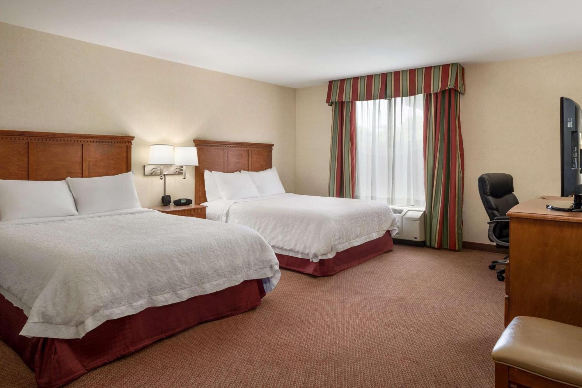 Hampton Inn Belle Vernon Exteriér fotografie