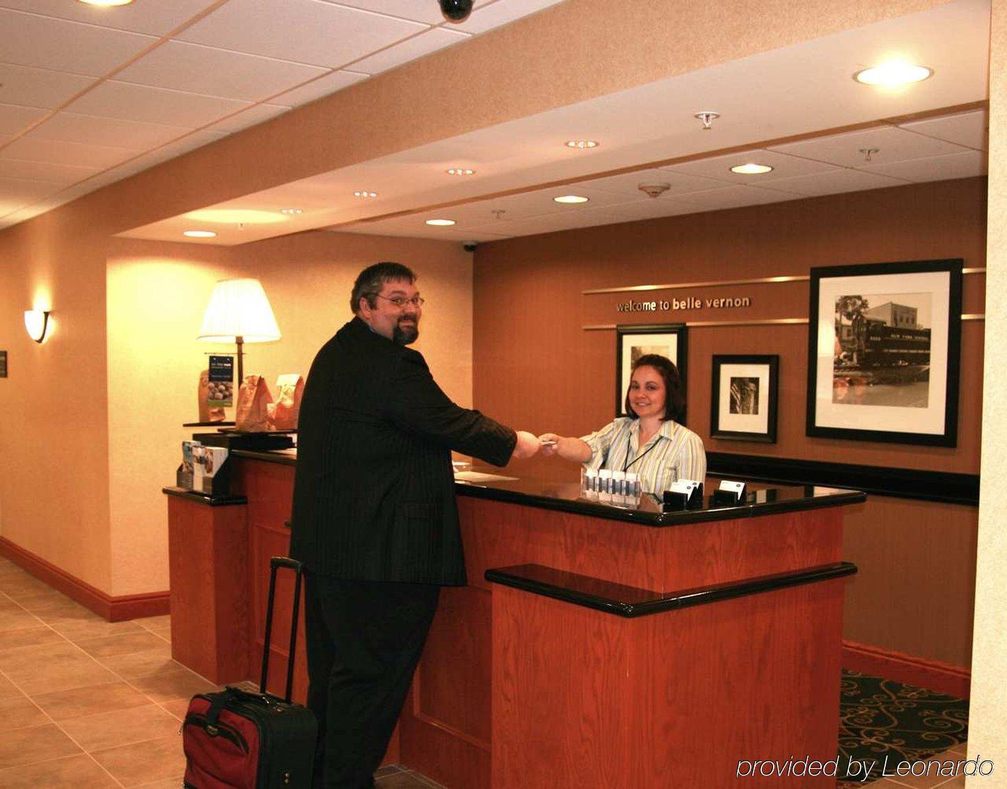 Hampton Inn Belle Vernon Interiér fotografie