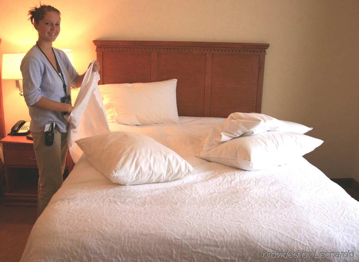 Hampton Inn Belle Vernon Pokoj fotografie