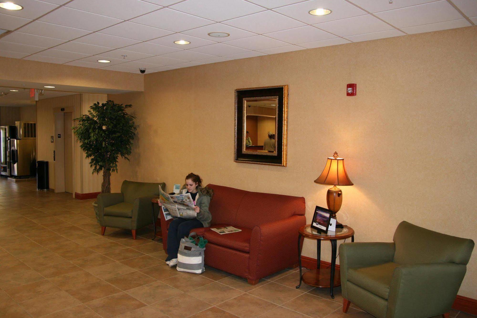 Hampton Inn Belle Vernon Interiér fotografie