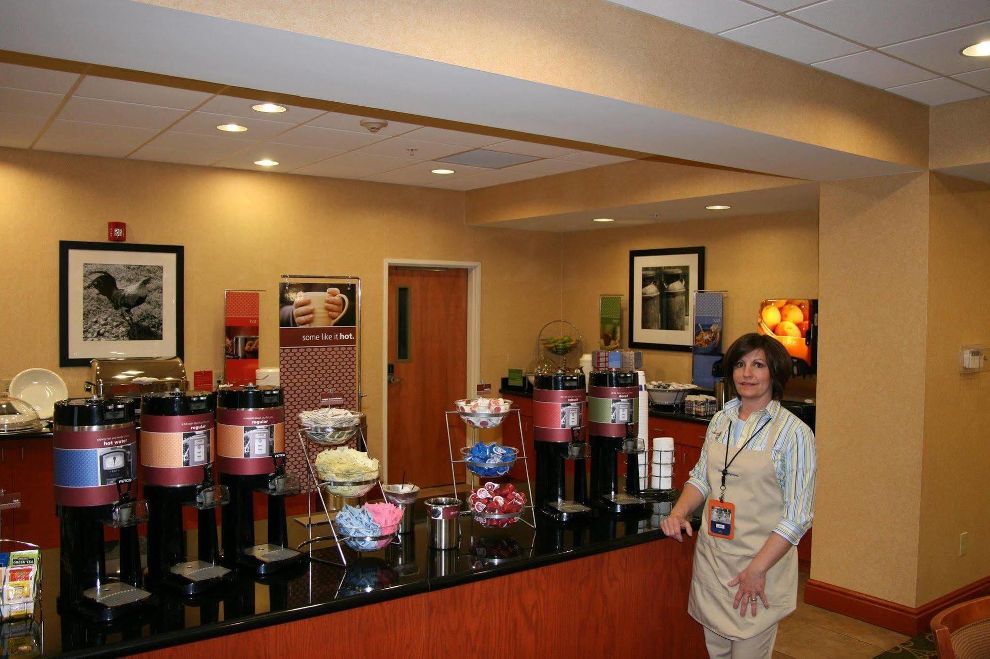Hampton Inn Belle Vernon Restaurace fotografie